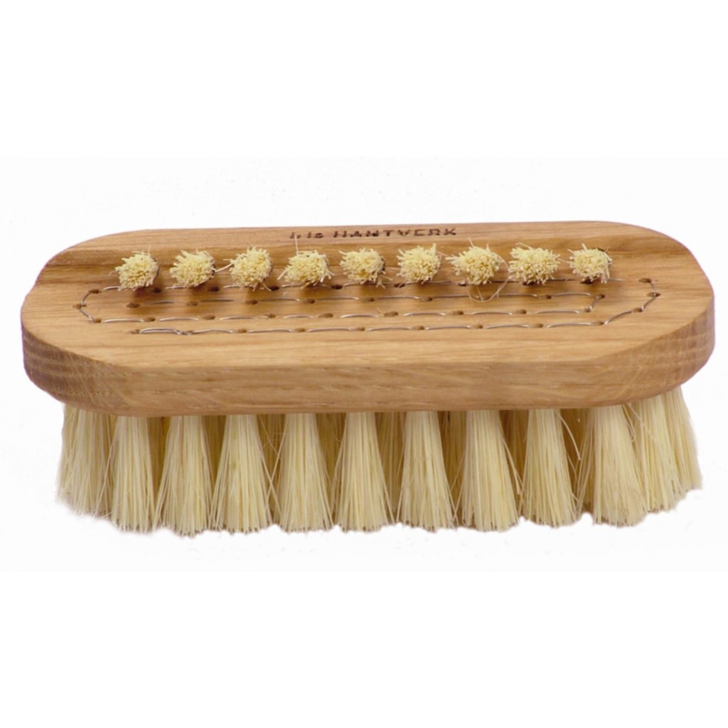 Natural Wood Nail Brush — Great English Outdoors