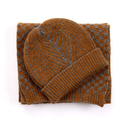 The Kipper Wool Beanie Hat and Scarf 2