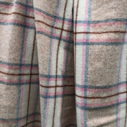 Old Welsh Blanket Plaid WP176. DetailJPG