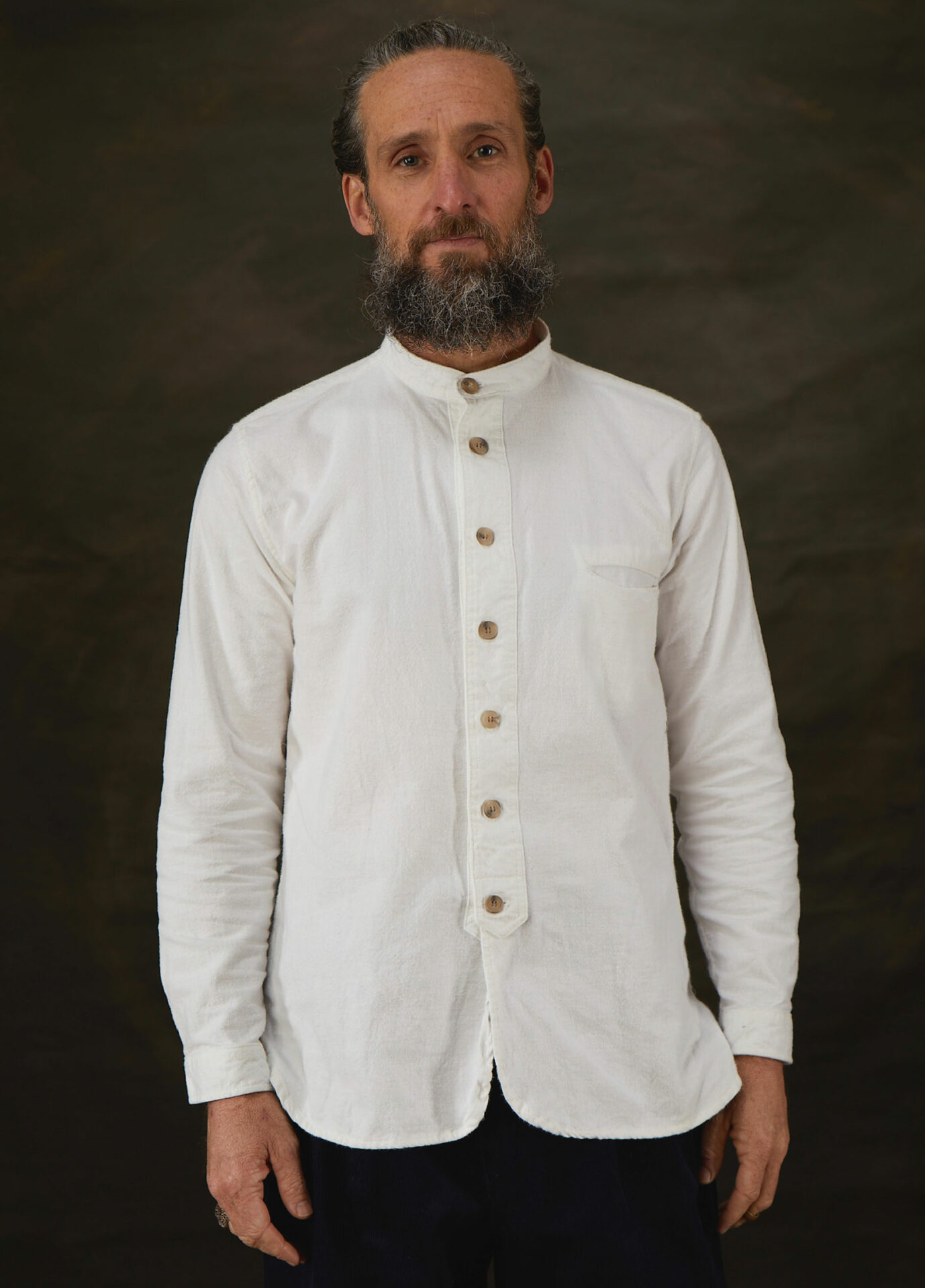 Men's collarless banded collar dress shirt top