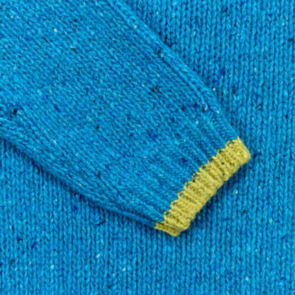 The Slaney Womens Turquoise Crew Neck Wool and Cashmere Jumper Detail of Cuff