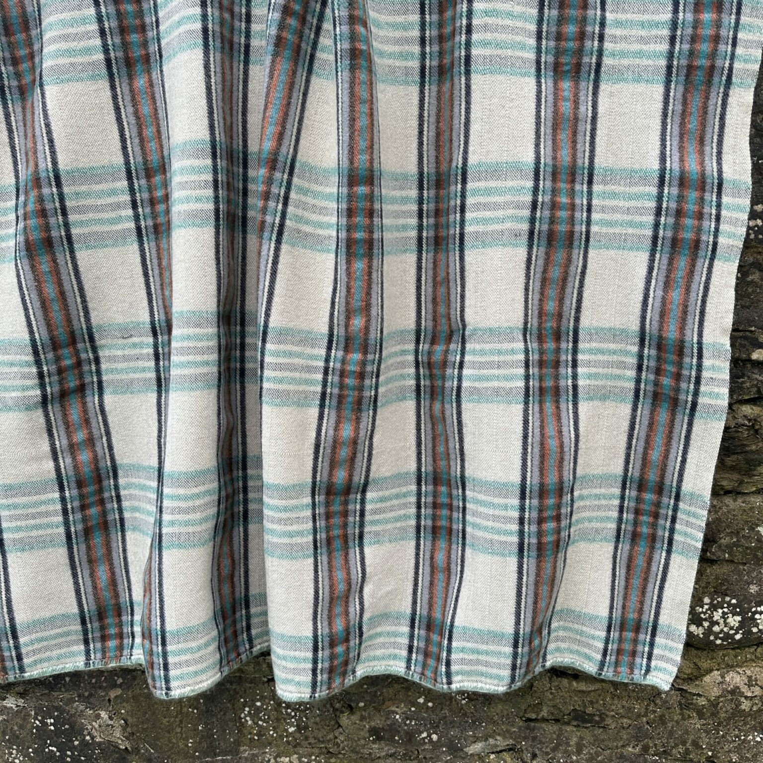 Old Welsh Blanket, Plaid WP192 — Great English Outdoors