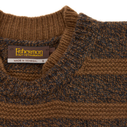 Mens Bracken Crew Neck Cashmere and Wool Jumper Detail of Collar