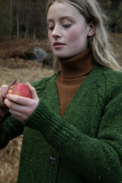 Womens Shamrock Green Raglan Cable Knit Donegal Merino Wool Cardigan Detail