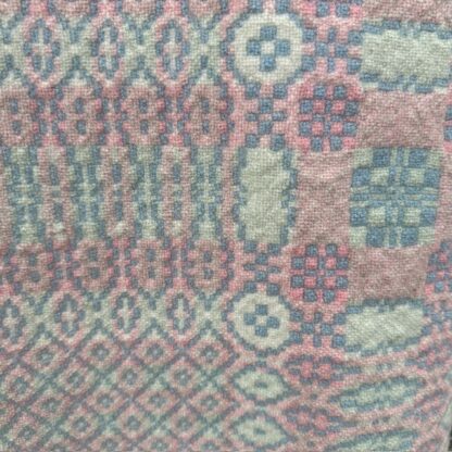 Old Welsh Blanket Antitque Tapestry AT181 Detail of Framed Border Reverse