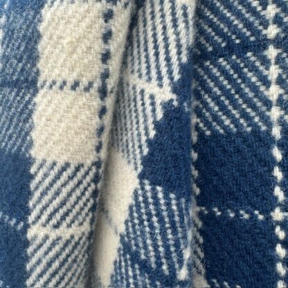 Old Welsh Blanket Narrow Loom NL79 Detail 2