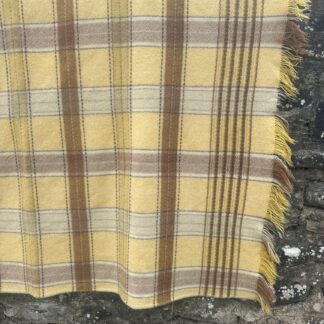 Old Welsh Blanket Vintage Fringed Throw FT112